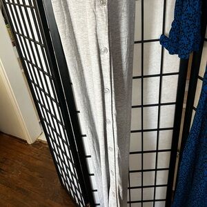 LA Académie t-shirt side button up long dress